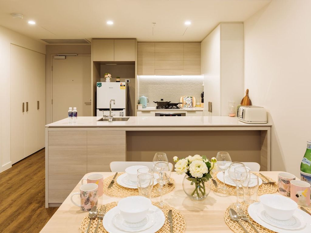 Modern and Elegant 2 Bed Apt @ Southbank