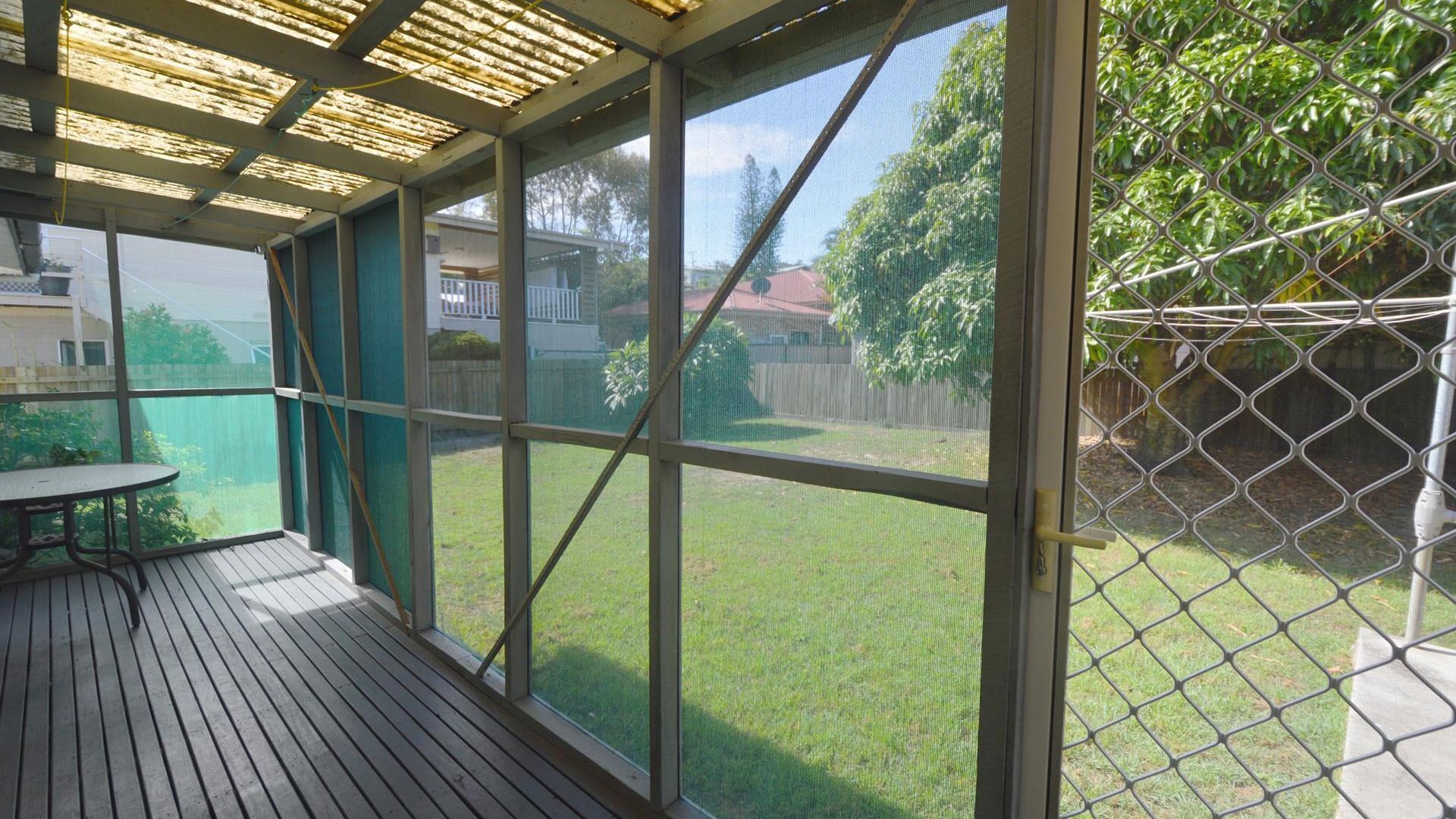 60 Yamba Street, Yamba, just 400m to Pippi Beach