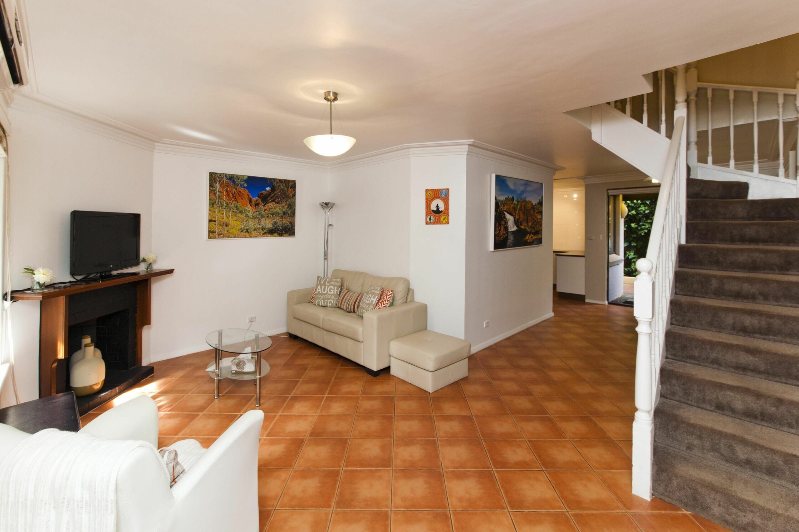 Stylish Subiaco Terrace Accommodation - 3 Bedrooms, Central Location