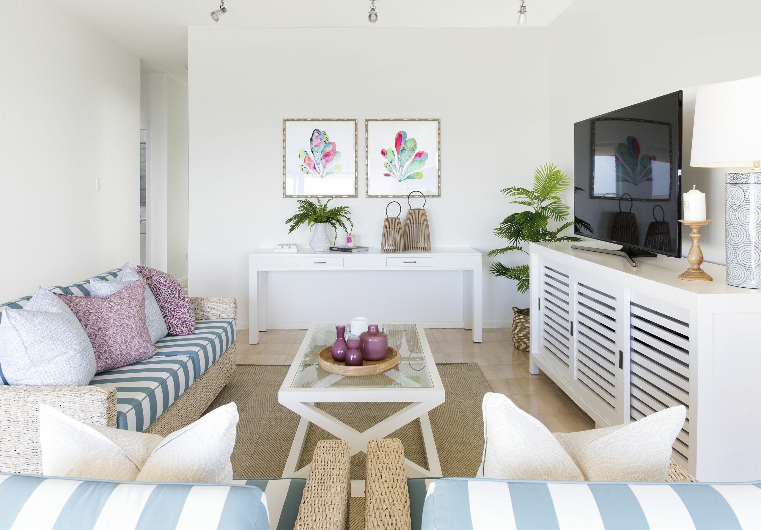 Vogue Holiday Homes - Tallebudgera Beach House