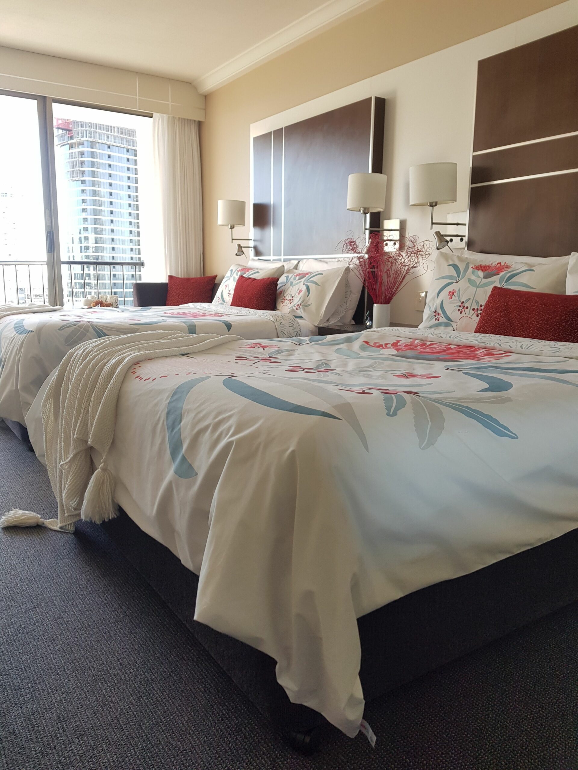 16th Floor Surfers Paradise Suite