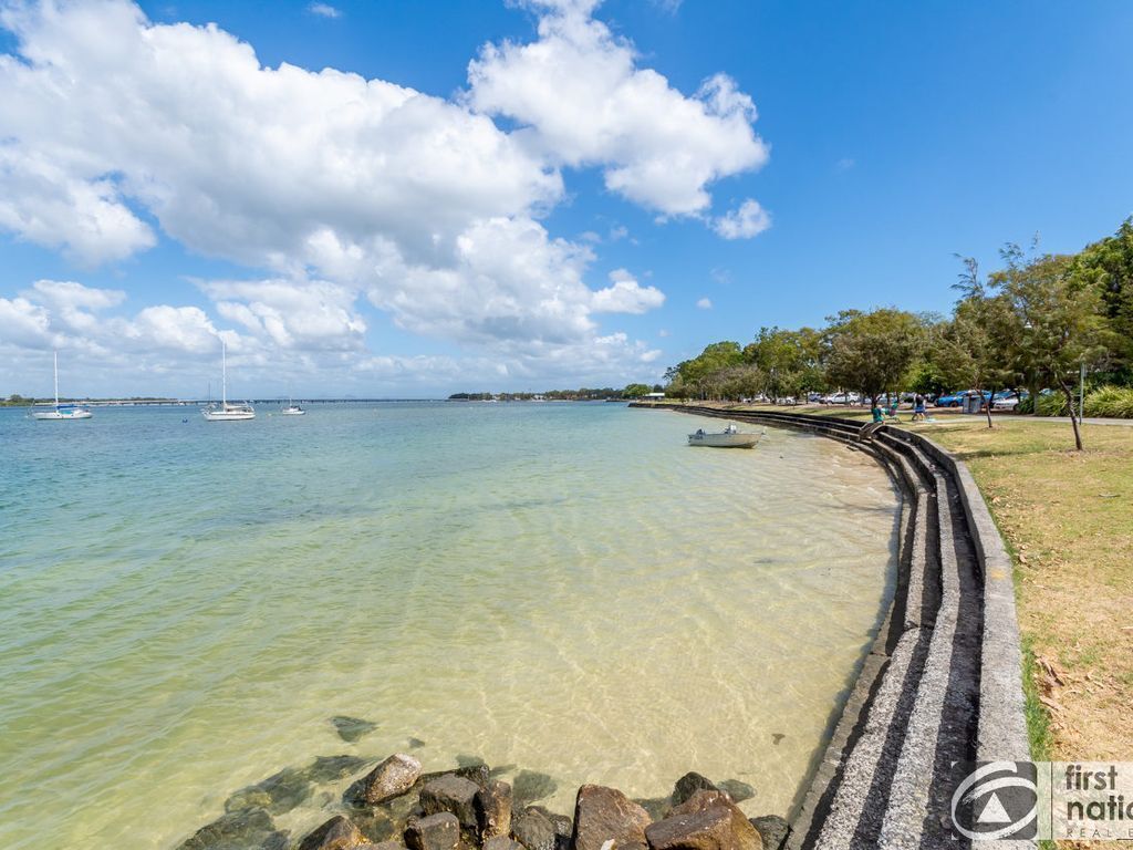 Bring the Family, dog and the Boat to Welsby Pde, Bongaree