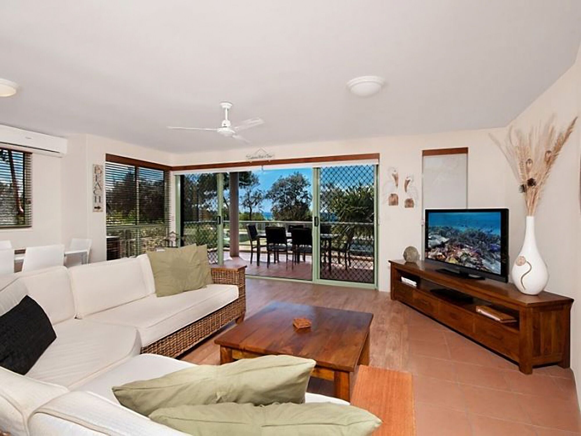 A Perfect Stay Apartment 3, Surfside - Spectacular Ocean Views