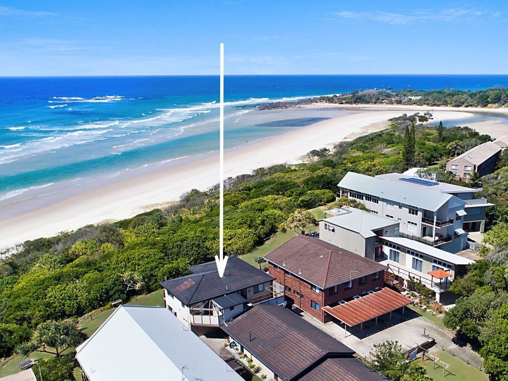 White Waves 5- Perfect for Hastings Point, Splendour in the grass, Cabarita Beach, Pottsville, Halcy