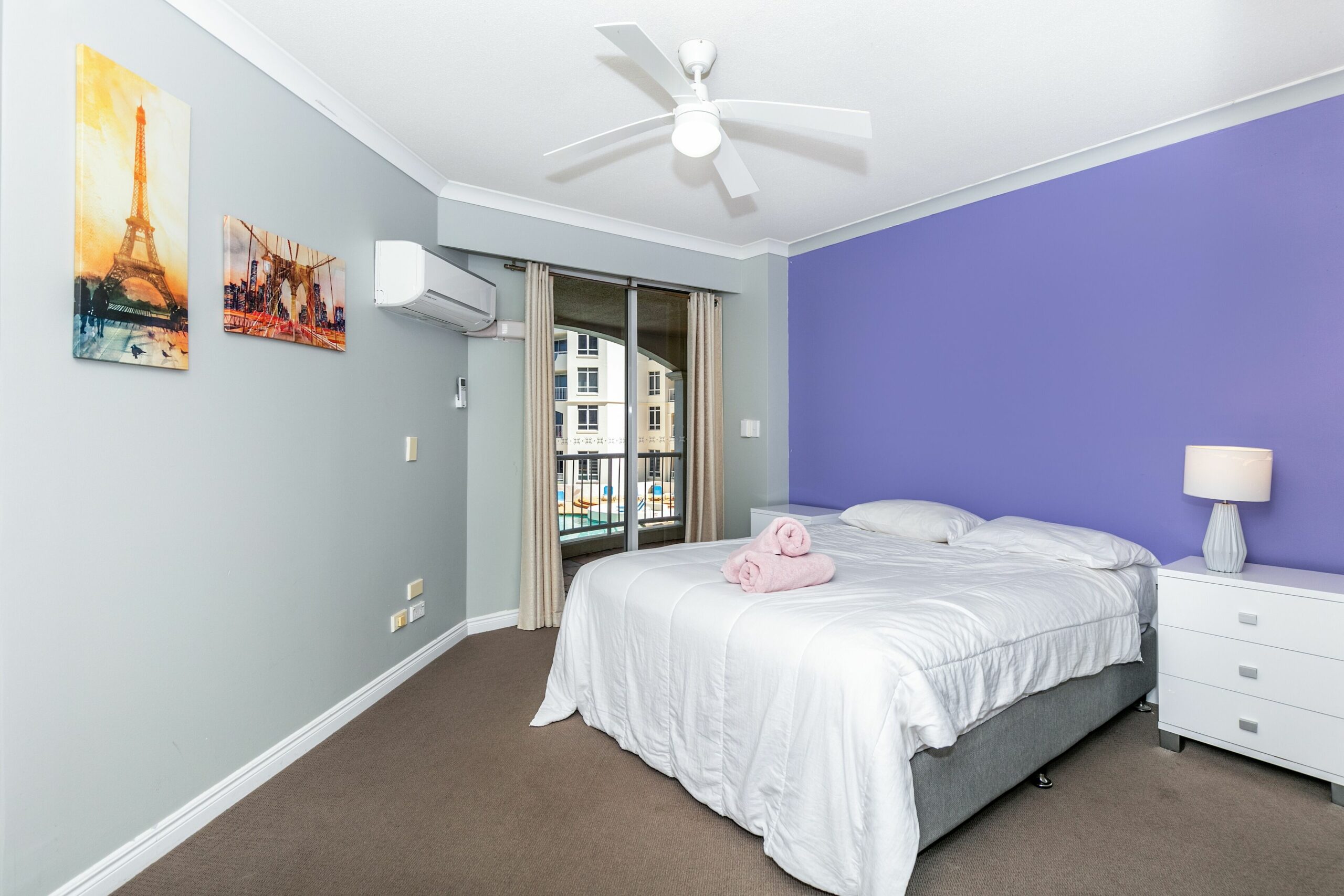 One Lux Stay in Surfers Paradise