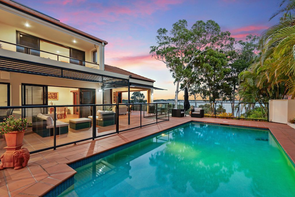 Luxury Elite Escape Waterfront Home