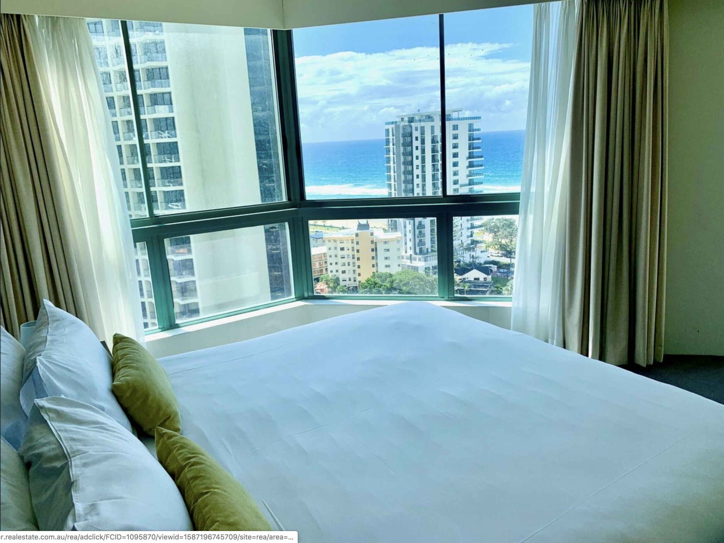 Crown Towers - 17th Floor 3 Bedroom Oceanview Apartment