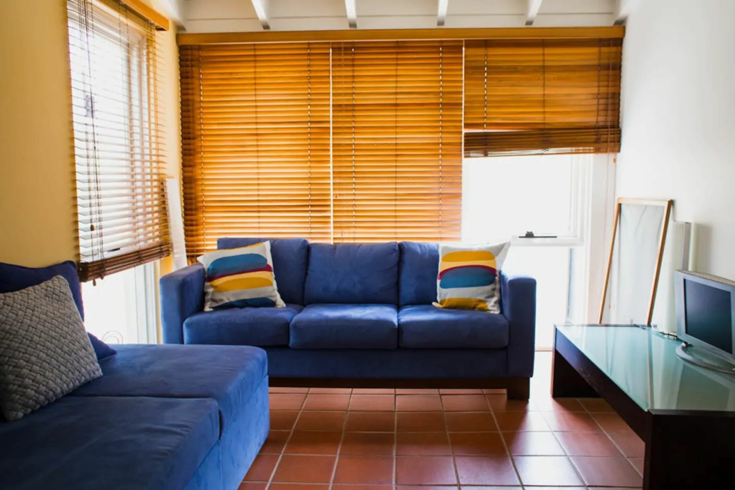 Cottesloe Beach Villa With Large Courtyard Sleeps 4