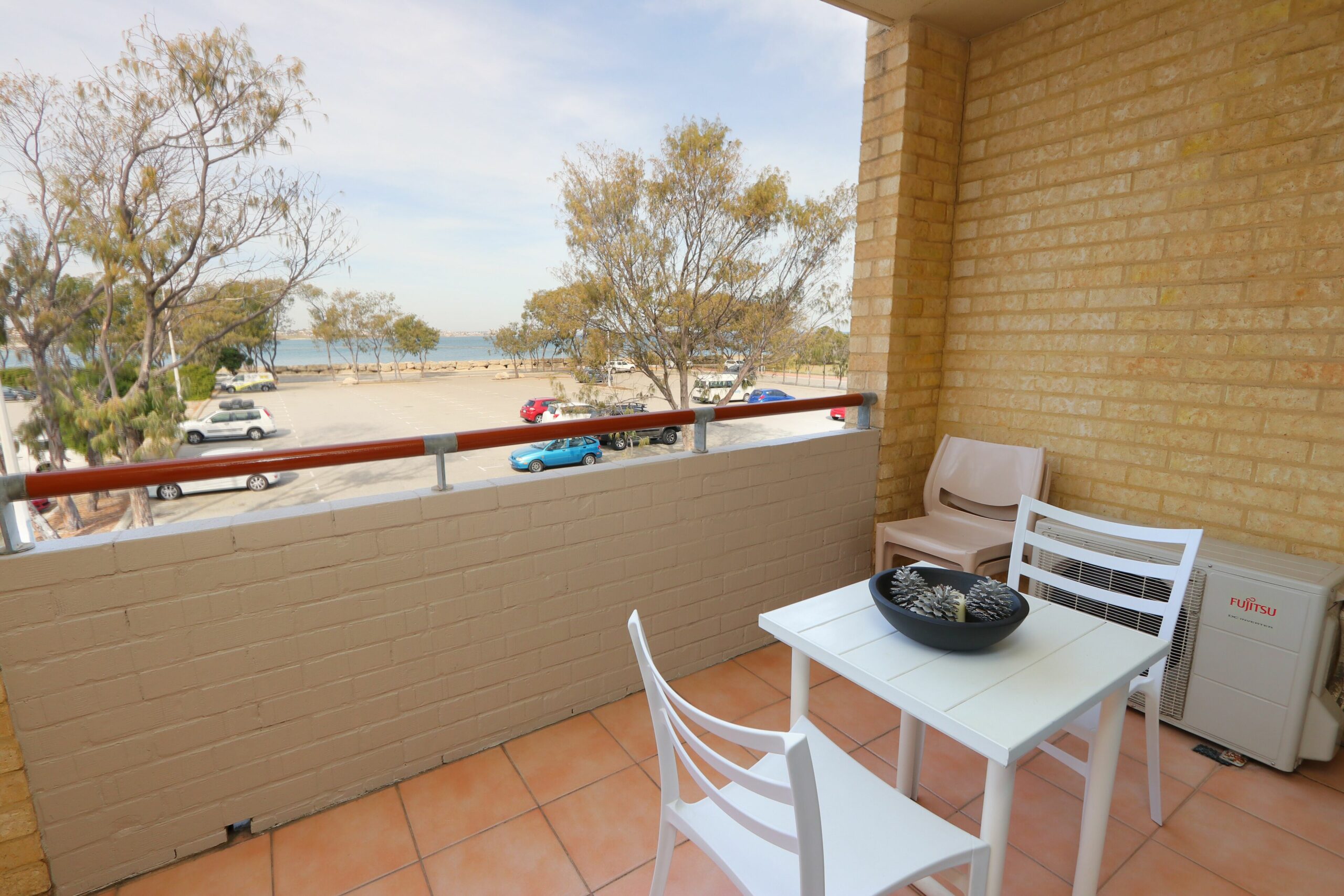 Hillarys Marina Apartment