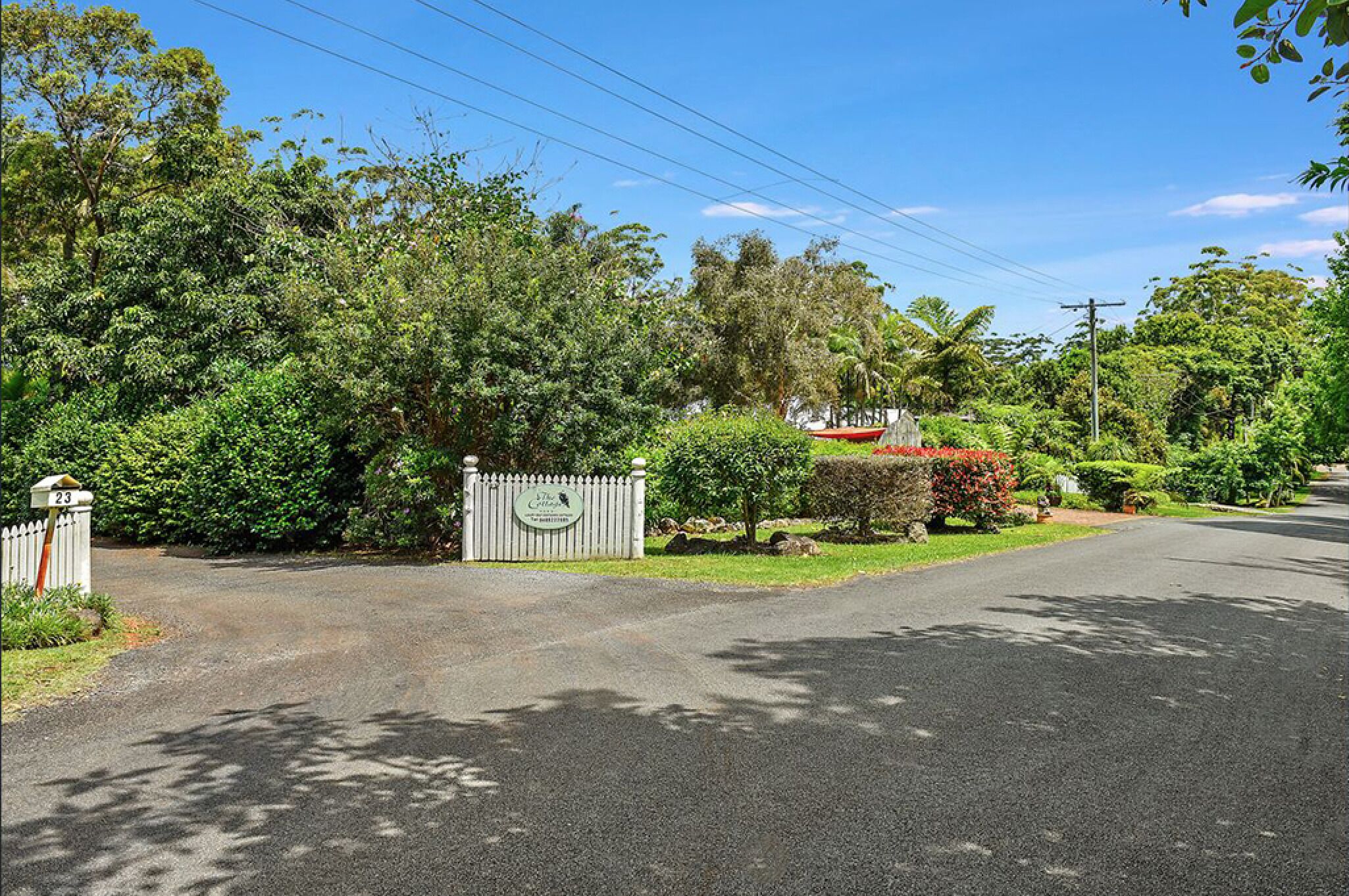 Cassowary Luxury Cottage - Mount Tamborine