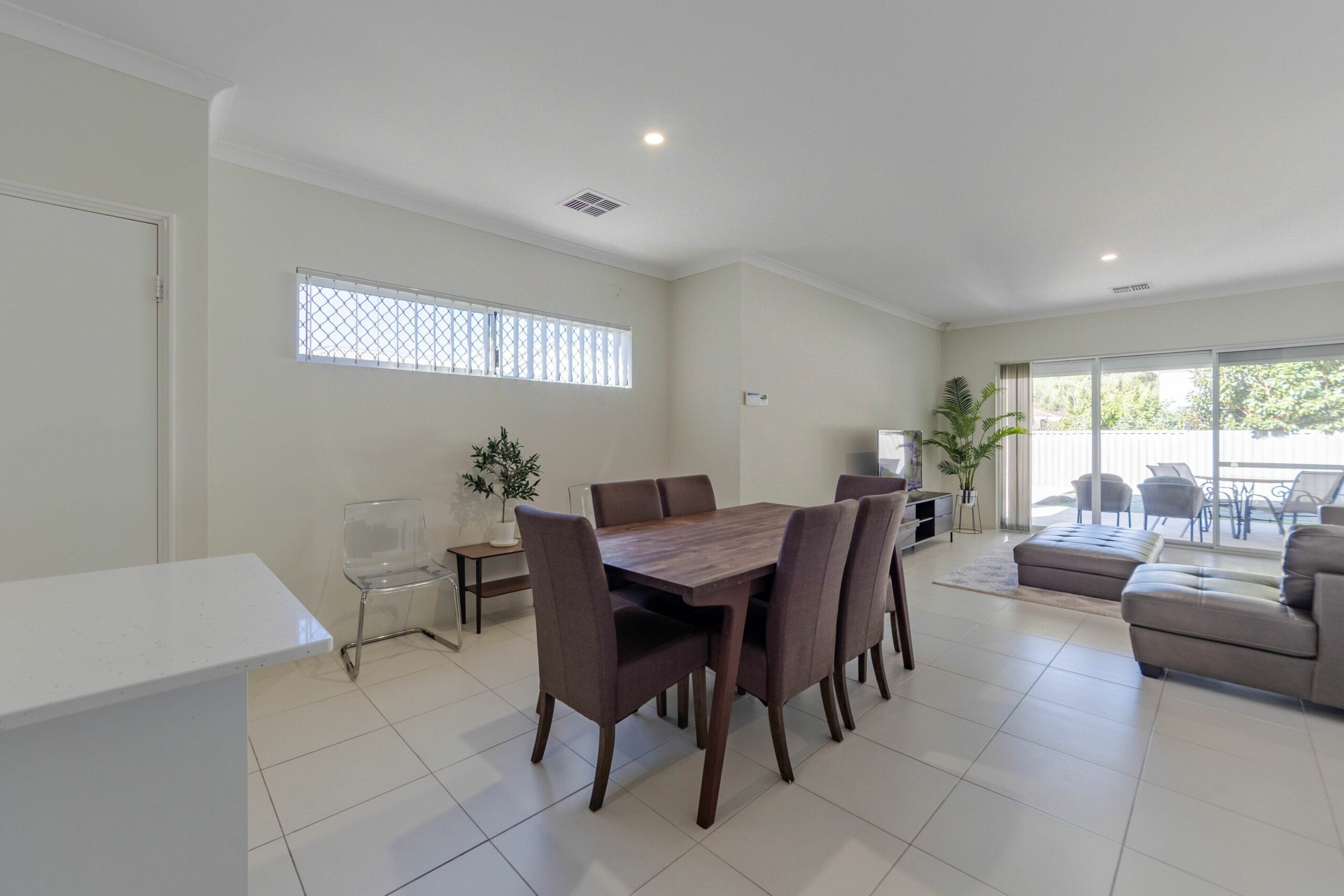 Cosy lodge Wilson - New Modern House Close to Perth CBD