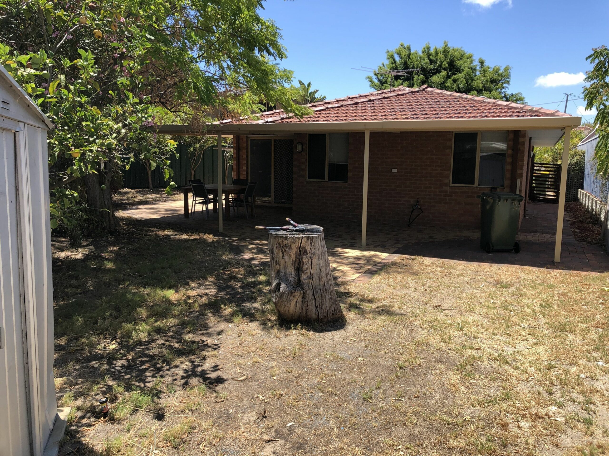 Cool House Located Between Leederville & Mount Hawthorn - Whole House for you