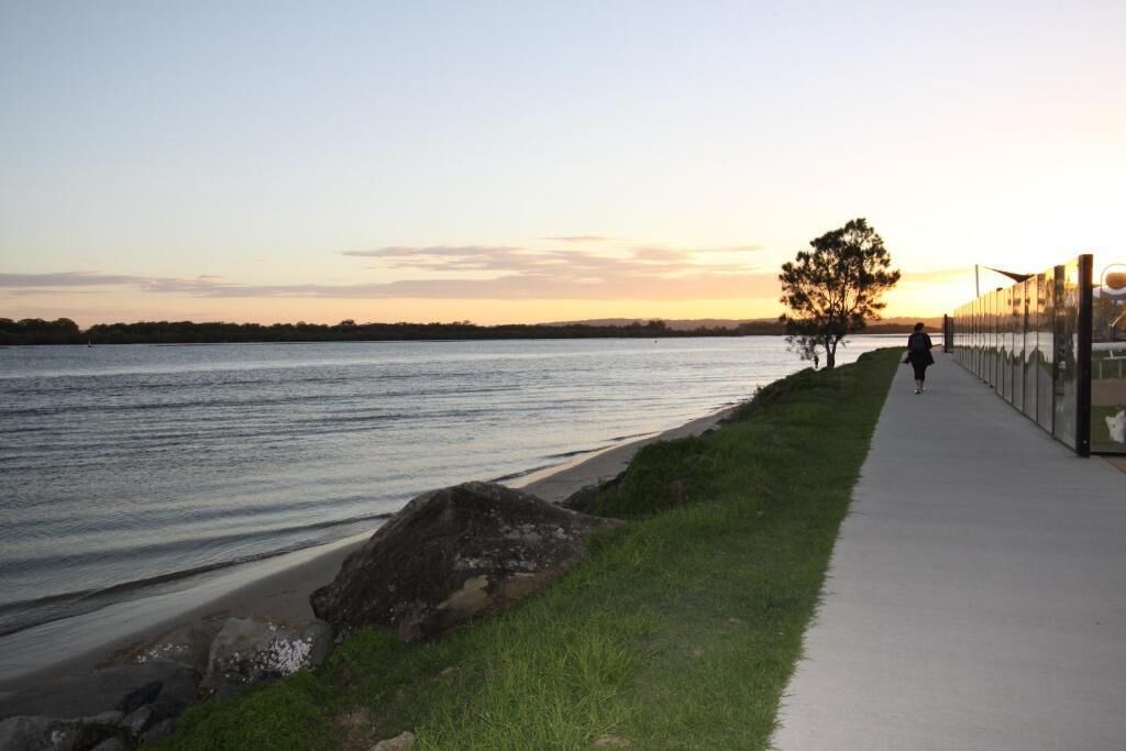 Historic house across from Riverfront , Gateway to Byron Bay & surrounding areas