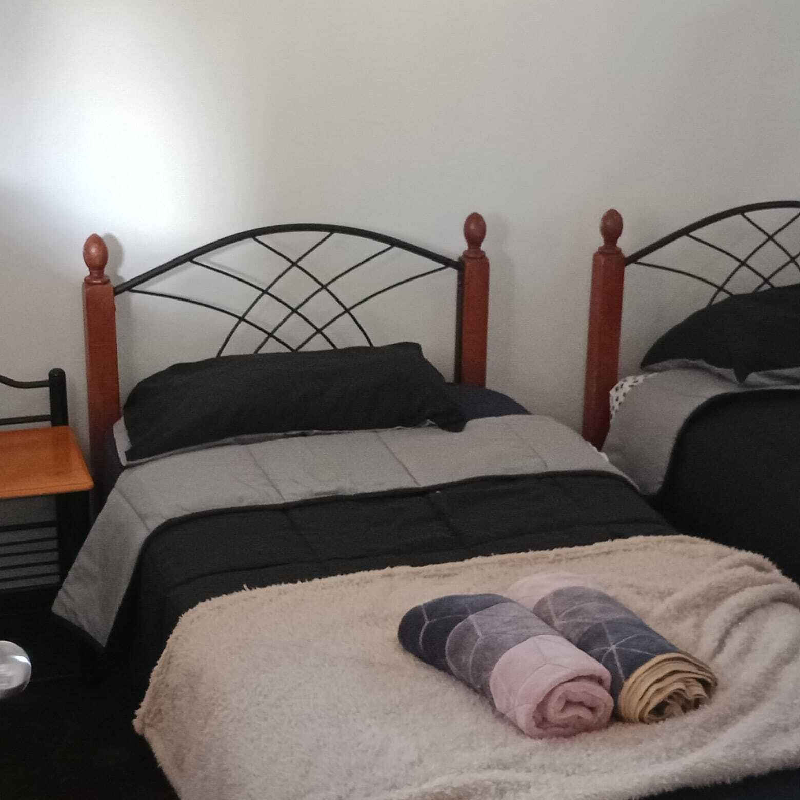 Spacious Comfortable 2 bed Granny Flat