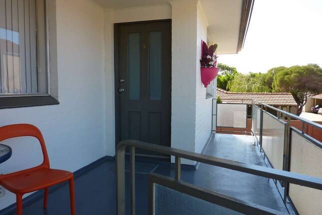 Mt Lawley 2 BR Affordable Luxury Minutes to CBD 6