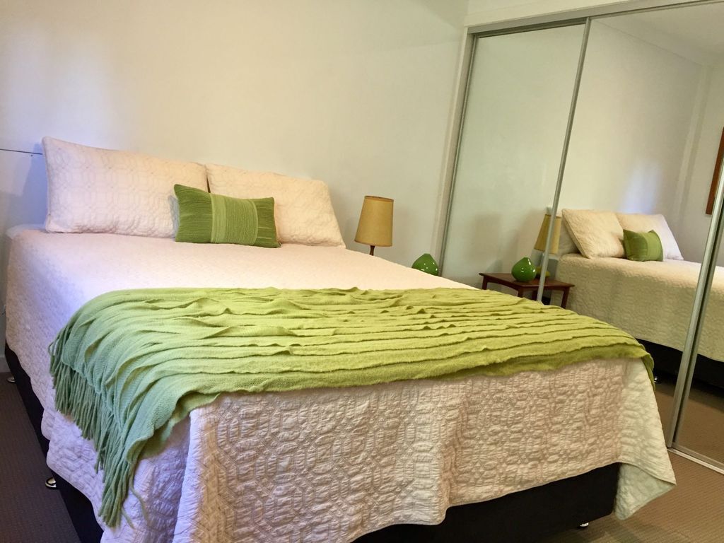 Hideaway in Coolangatta Granny flat style 1 bedroom with Wi-Fi included