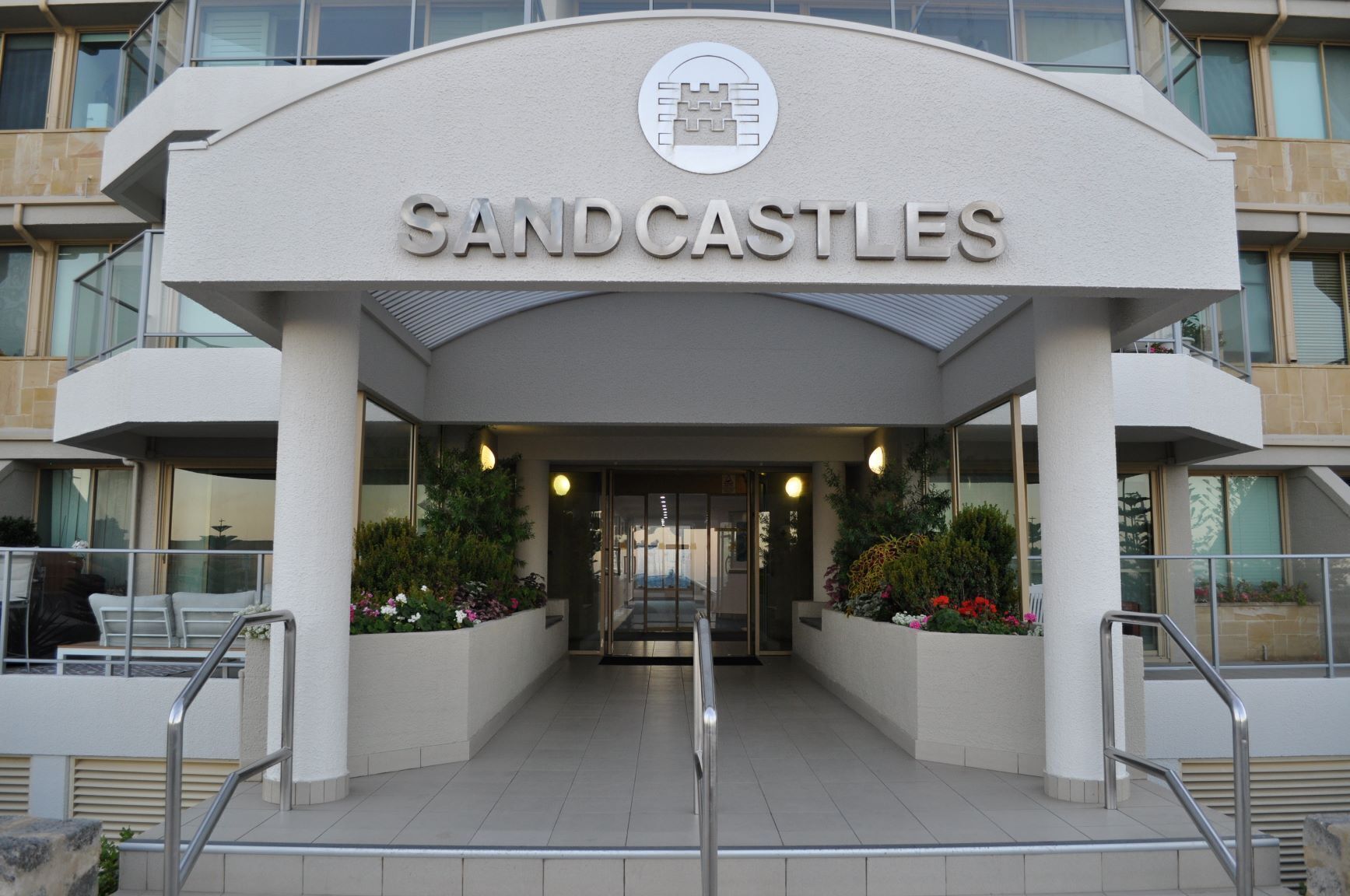 Beach Break Two - On Scarborough Beach - Sandcastles Apartments