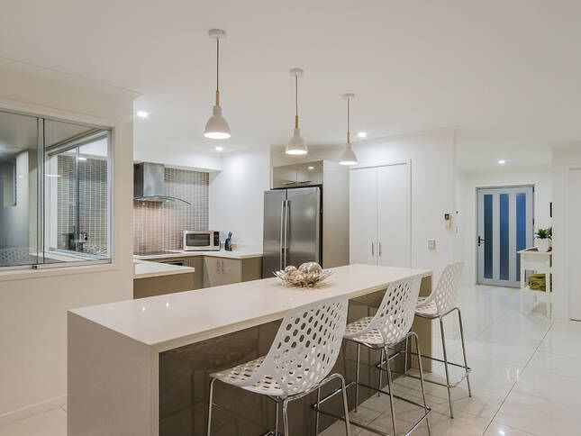 Vogue Holiday Homes - Laguna BAY @ Broadbeach