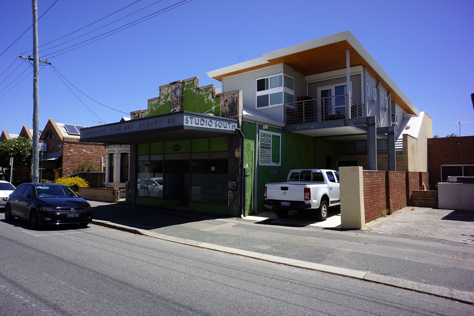 Beautiful Cottage With Studio in South Fremantle