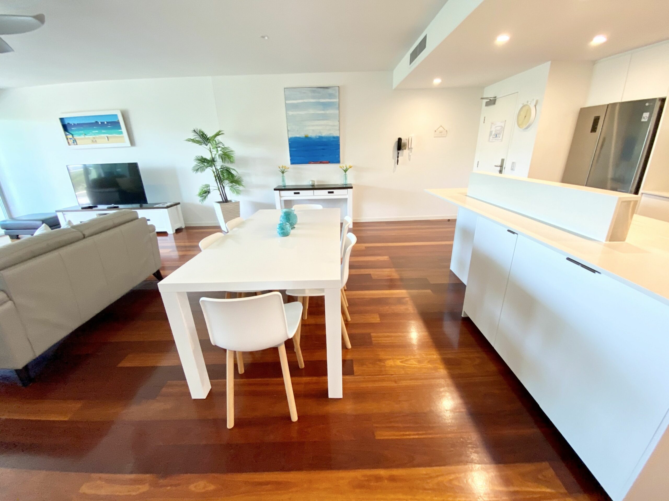 SPACIOUS BEACH PAD – AMAZING OCEAN VIEWS - CABARITA BEACH