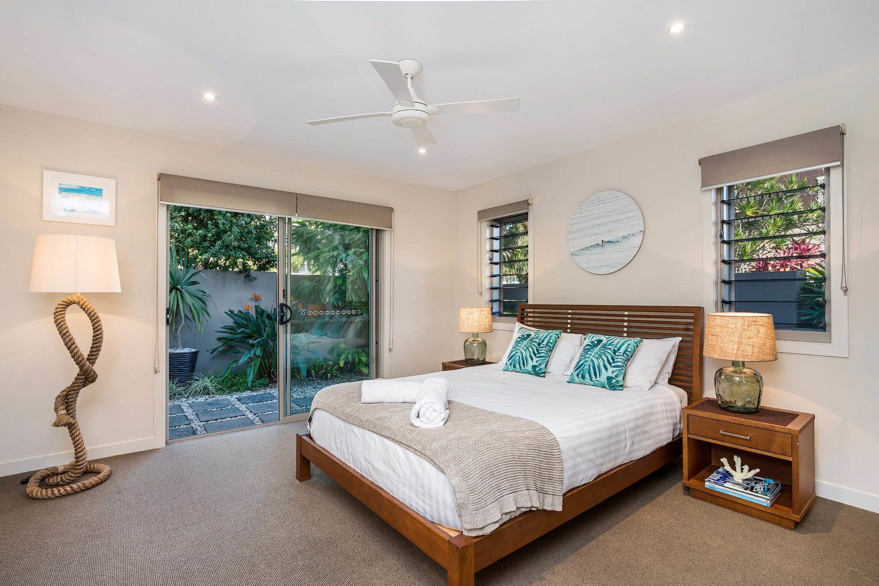 A Perfect Stay Byron Beach Style - 'golden Grid' Holiday House