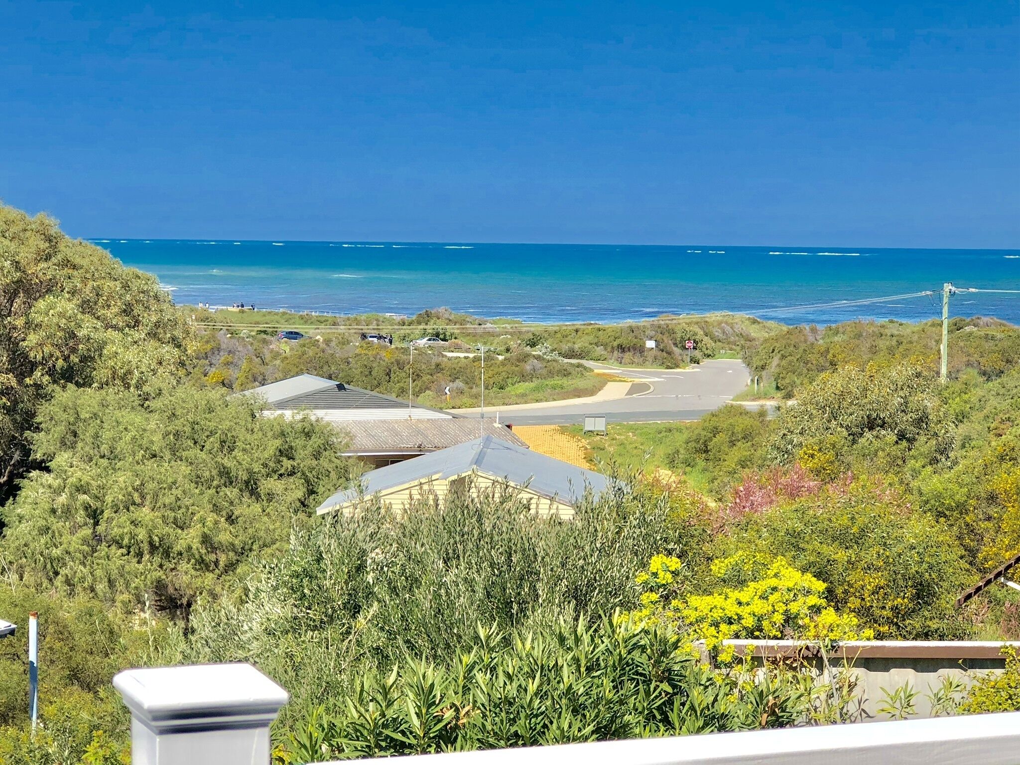 The Beach House ... Relaxed Hamptons style overlooking the Indian Ocean