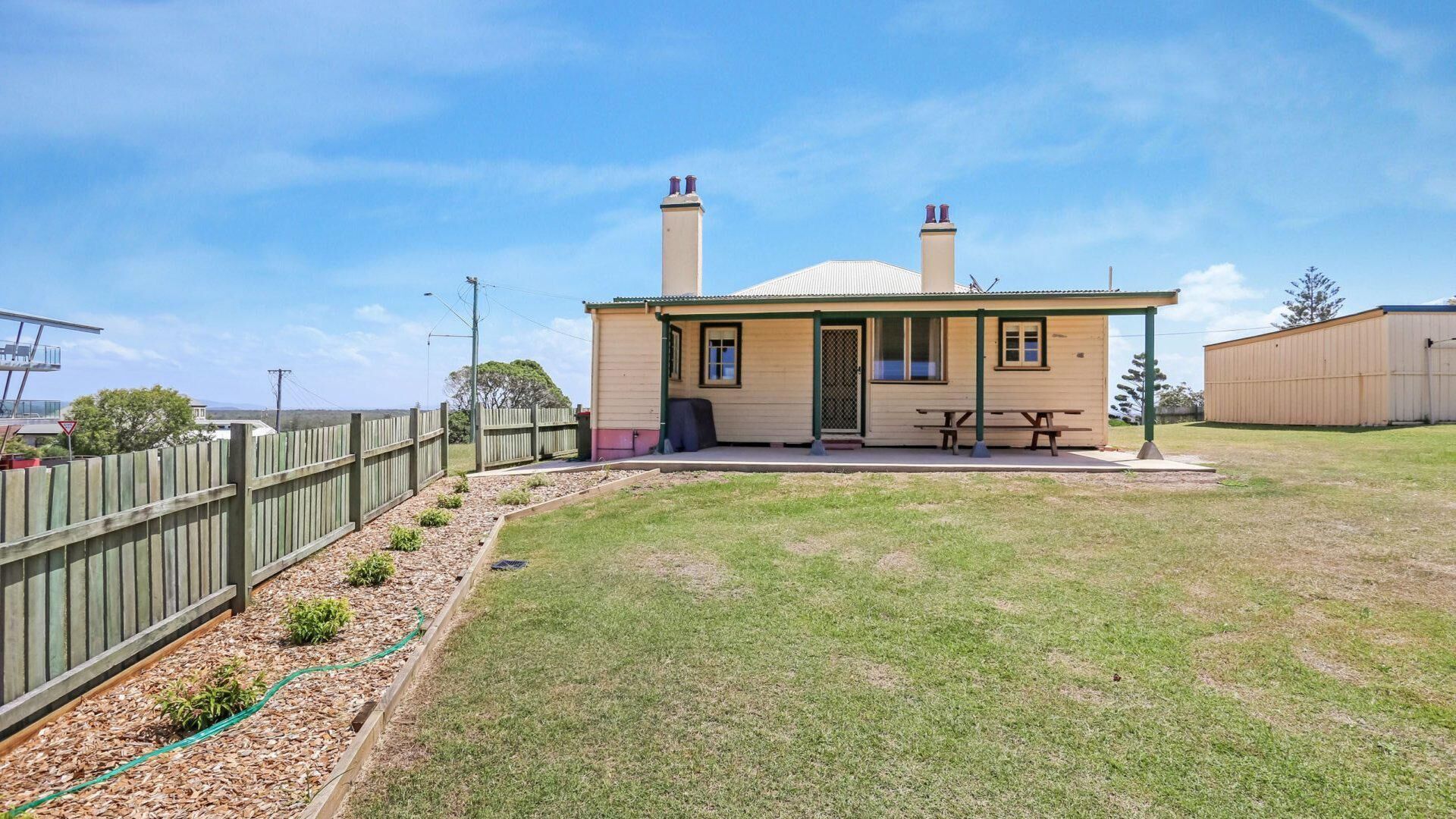 Yamba Pilot Cottage 2 - Pets Welcome