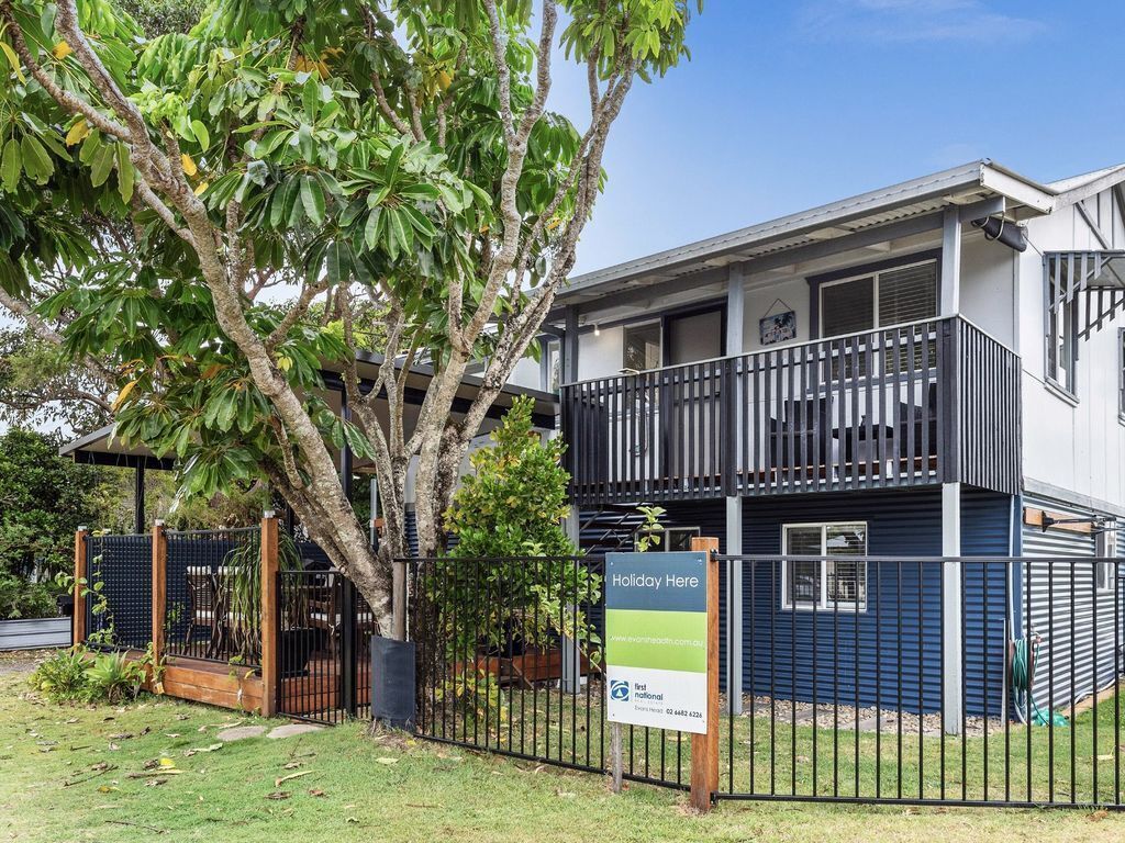 TWO BEDROOM UNIT ON WATTLE