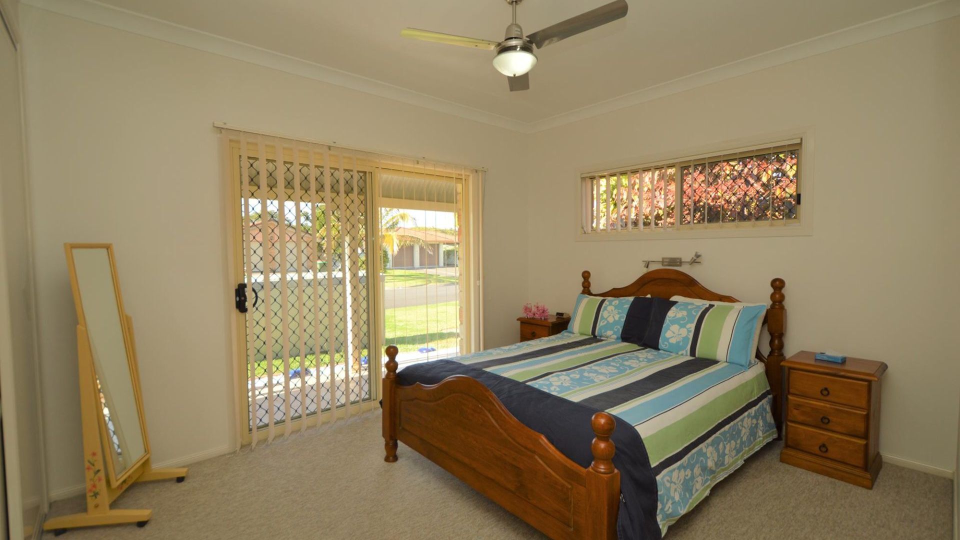 Joycewin, Lowset Home in Yamba