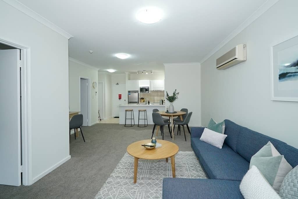 This Apartment is a 2 Bedroom, 1 Bathrooms, Located in East Perth, WA