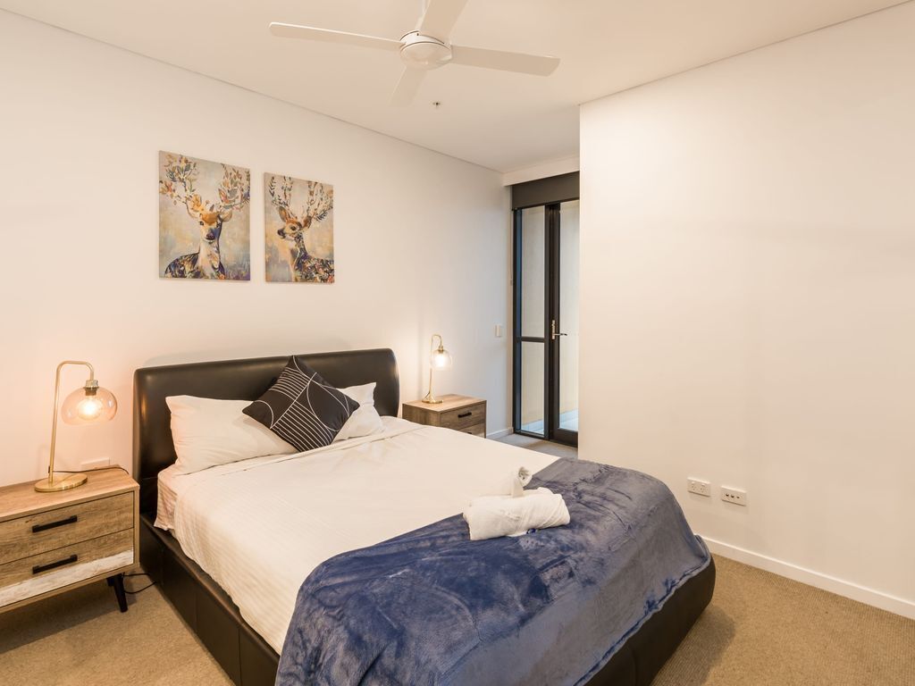 Exceptional 2 Bed 2 Bath Unit in South Brisbane