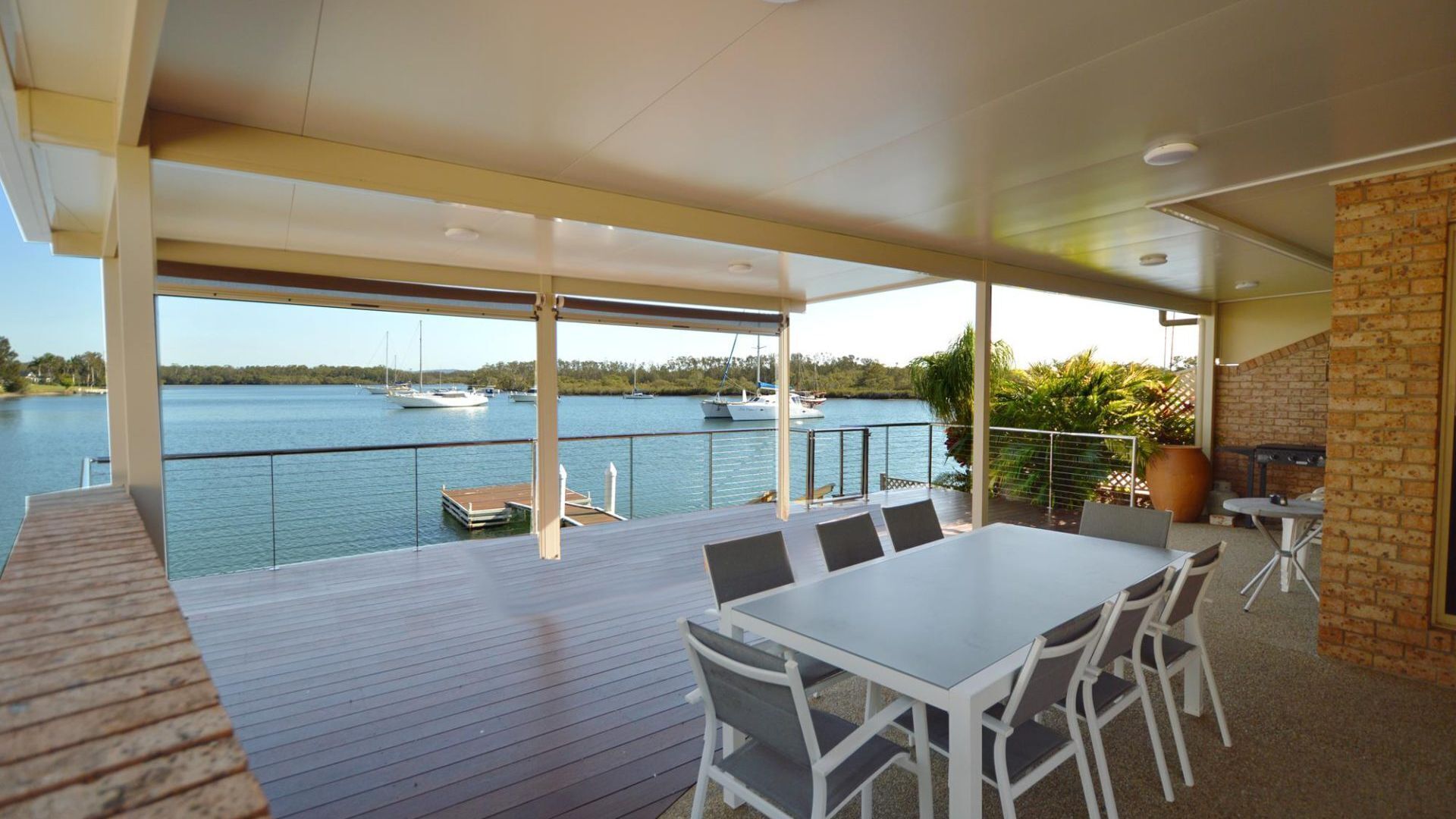 Hook, Wine & Sinker, Yamba, Dog Friendly, Waterfront Property