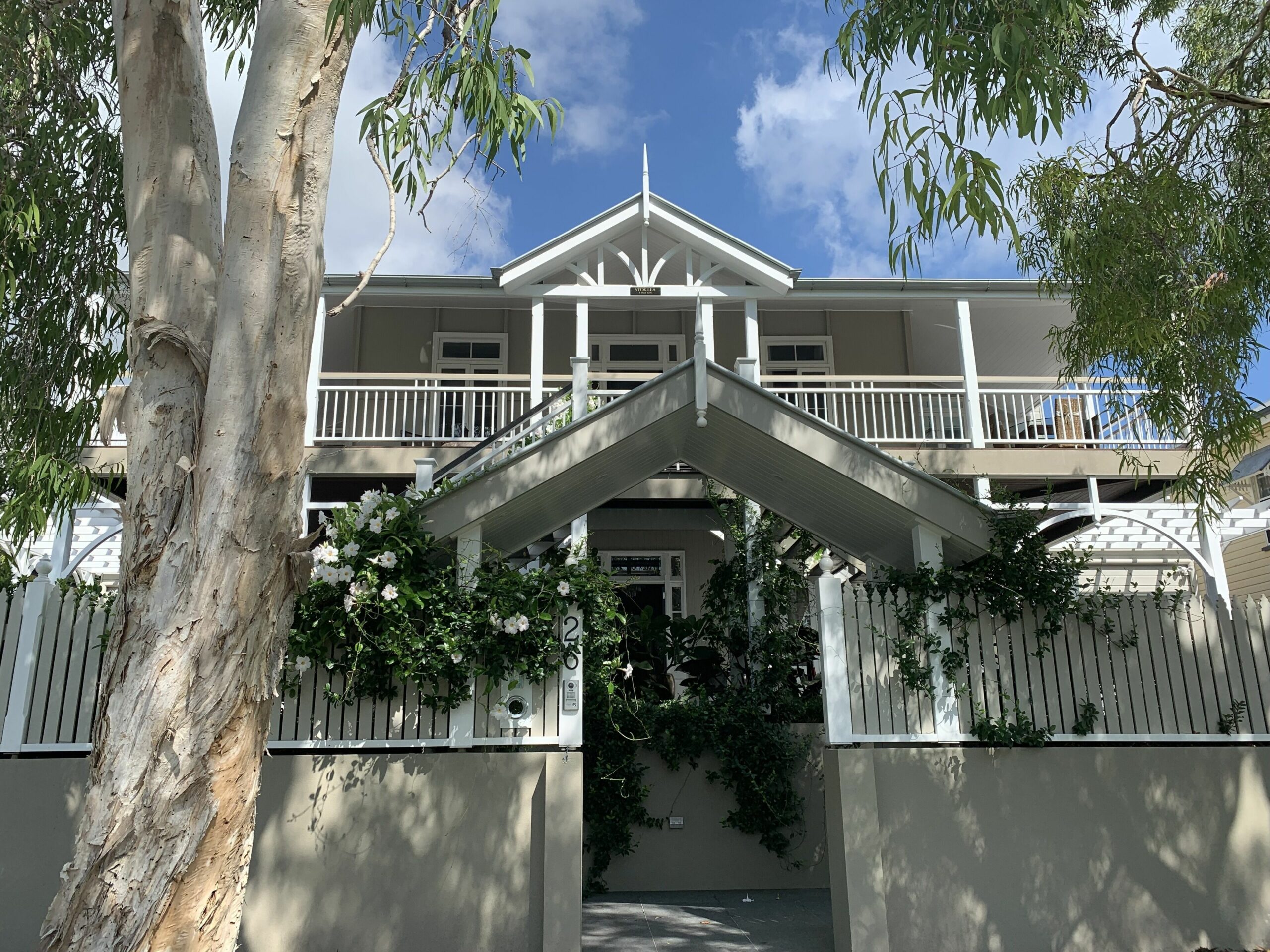 Grand Turn of Century Luxury Queenslander Leafy Inner City Paddington/red Hill