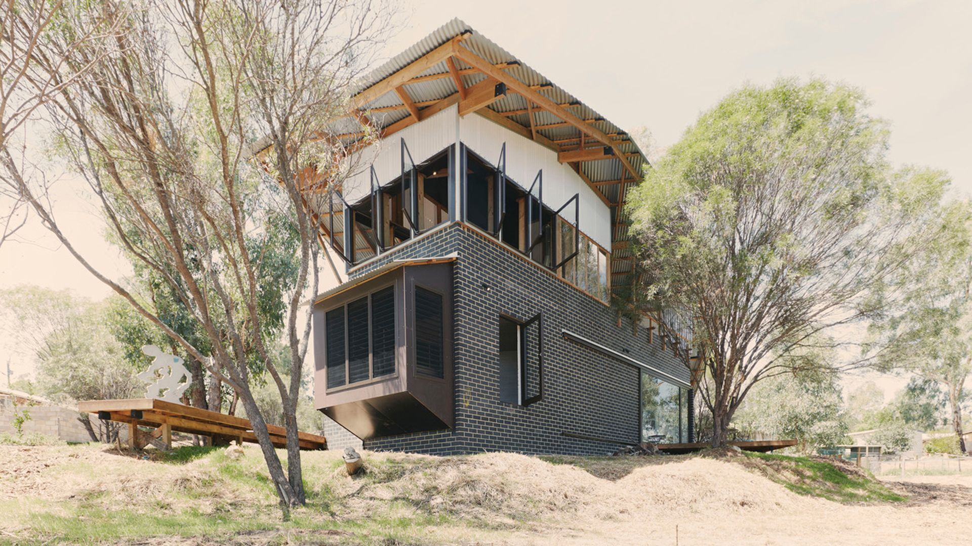 Toodyay Art Shack on Avon River - Stayz Holiday Home Awards finalist 2019