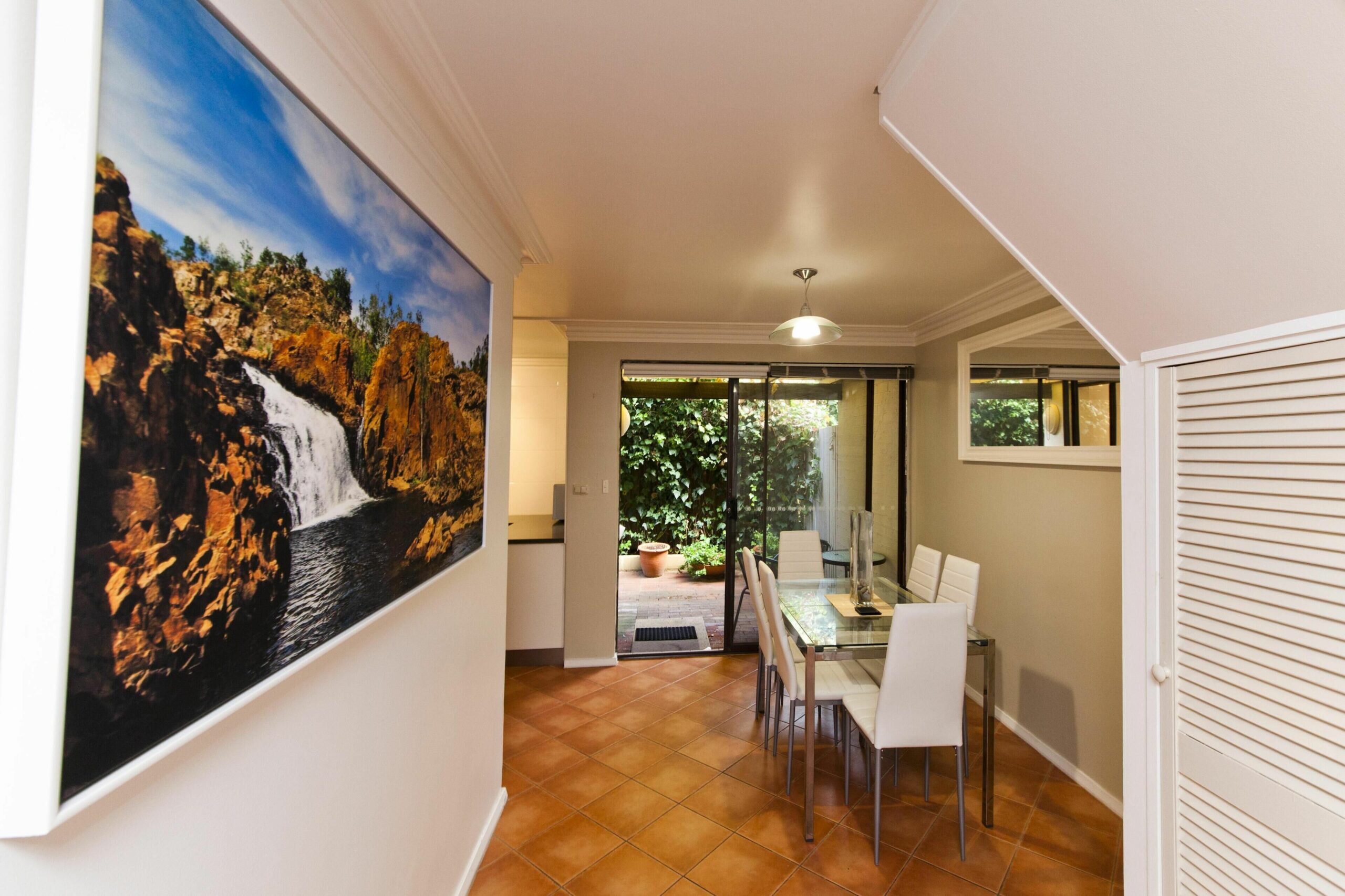 Stylish Subiaco Terrace Accommodation - 3 Bedrooms, Central Location