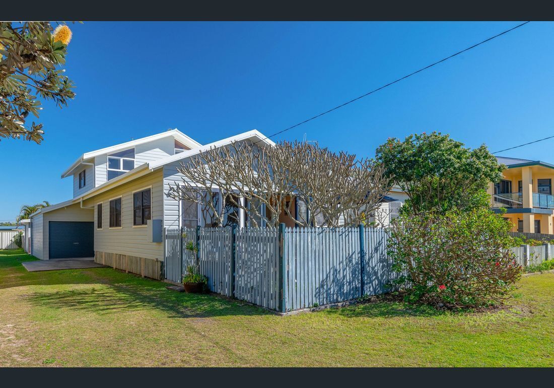 Brooms Head Beach House