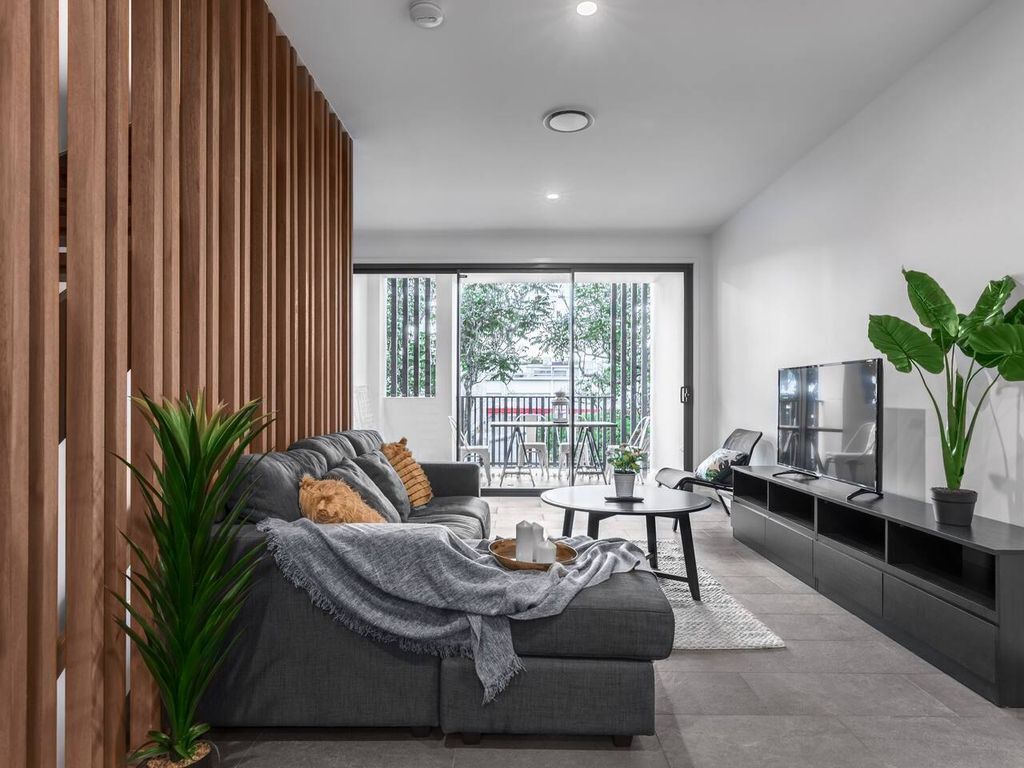 [Offer]Luxury and Modern 3BR Townhouse in West End