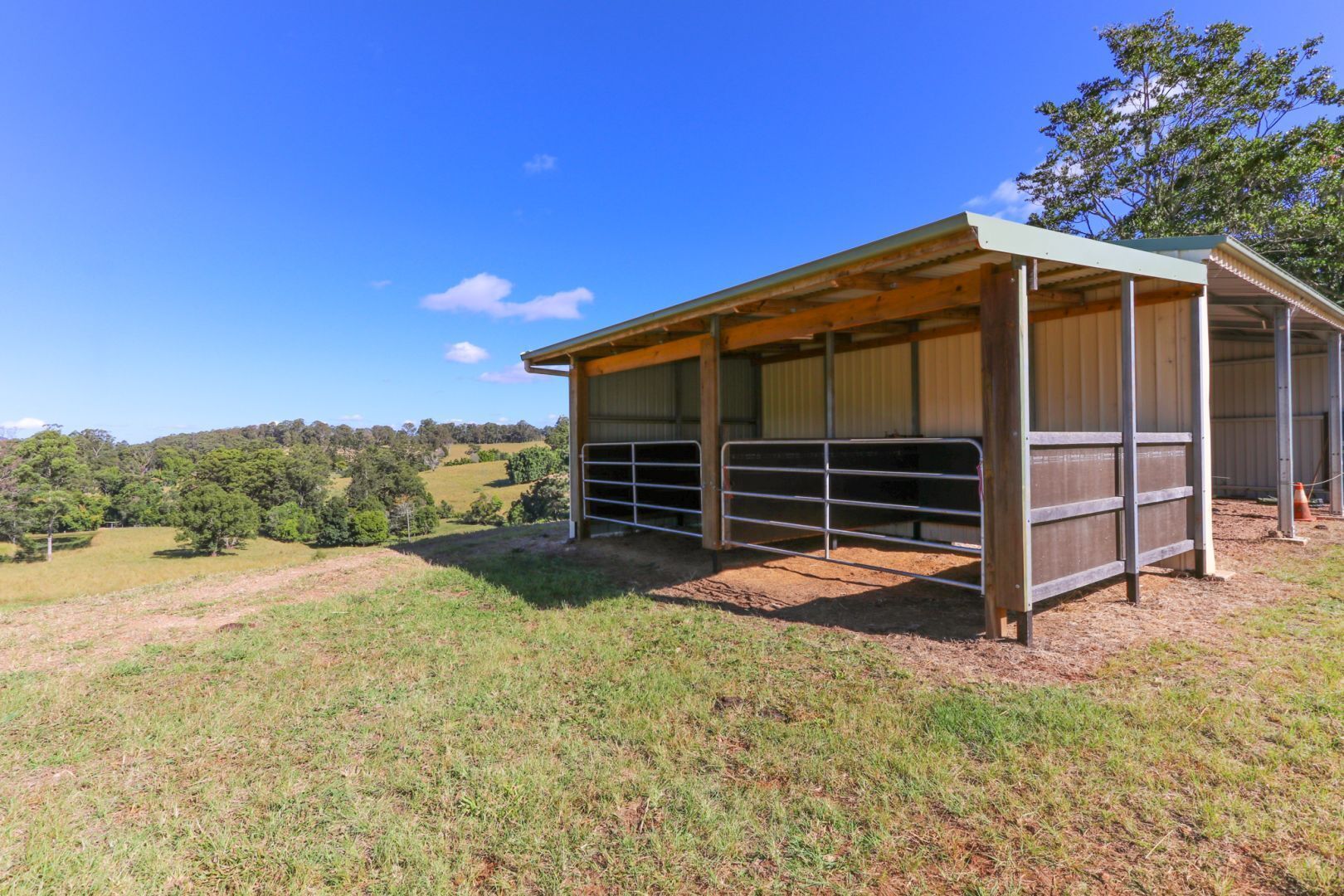 Toorallie Farm Cottage Entire Building