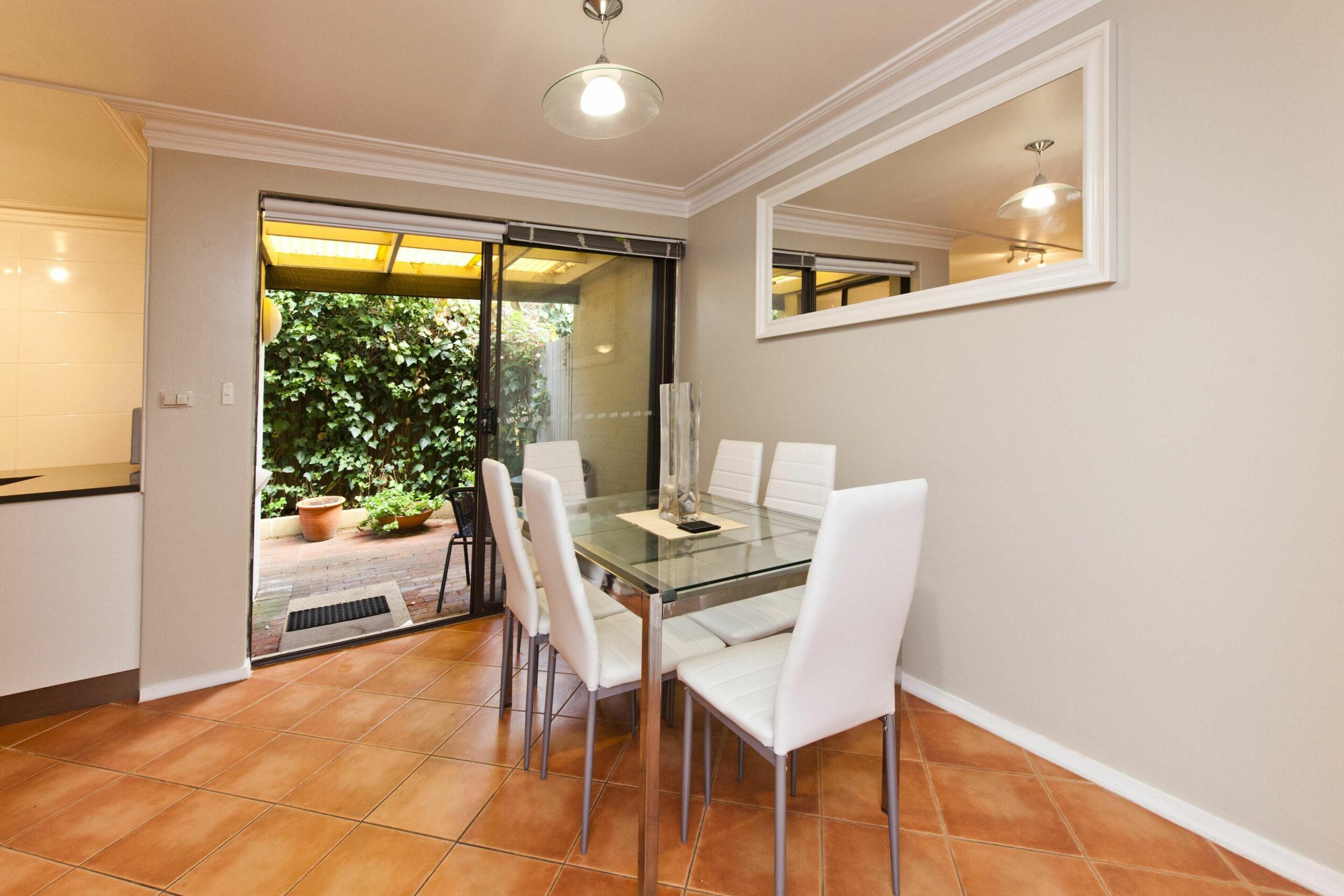 Stylish Subiaco Terrace Accommodation - 3 Bedrooms, Central Location