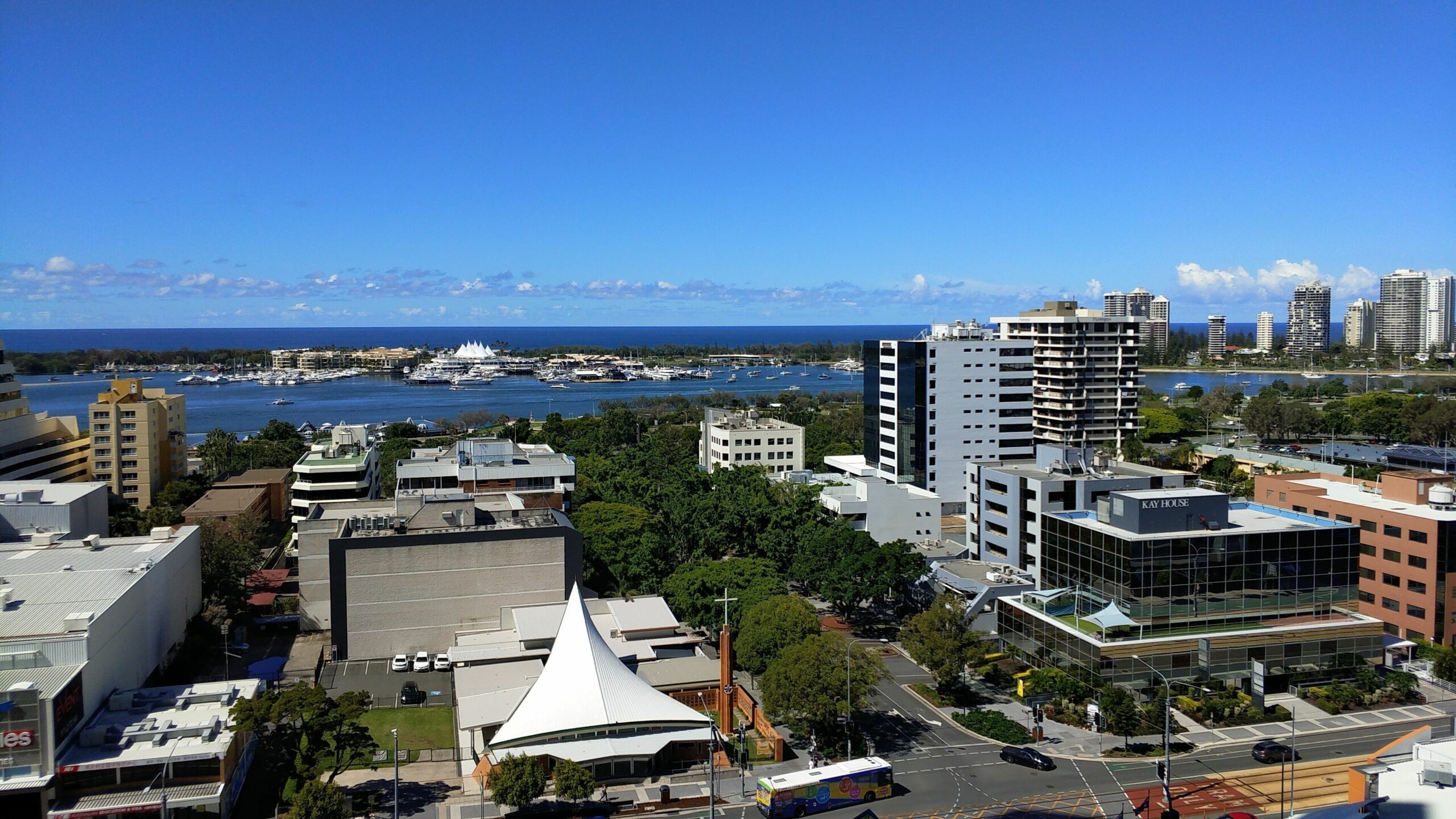 morden apartment with spectacular waterview  at  CBD