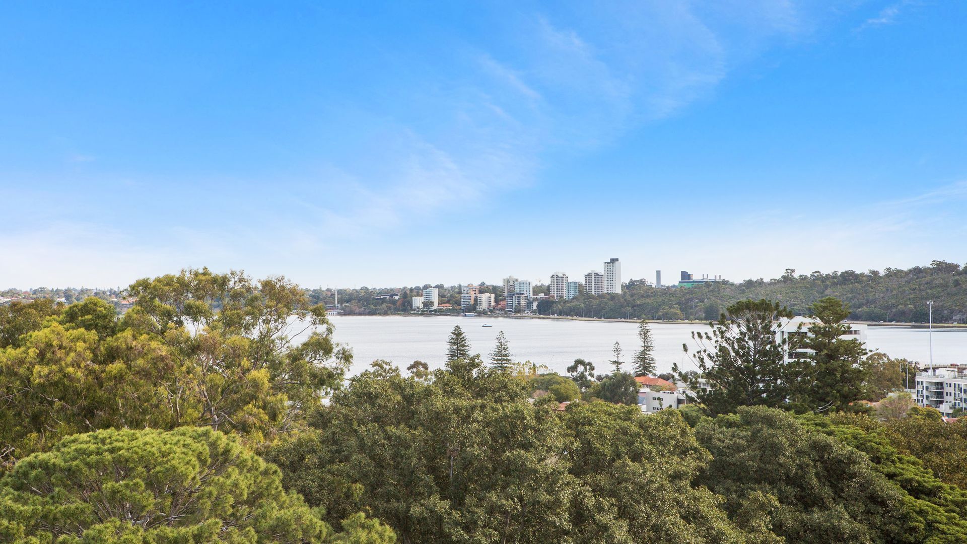 Modern Apartment - South Perth on the Swan