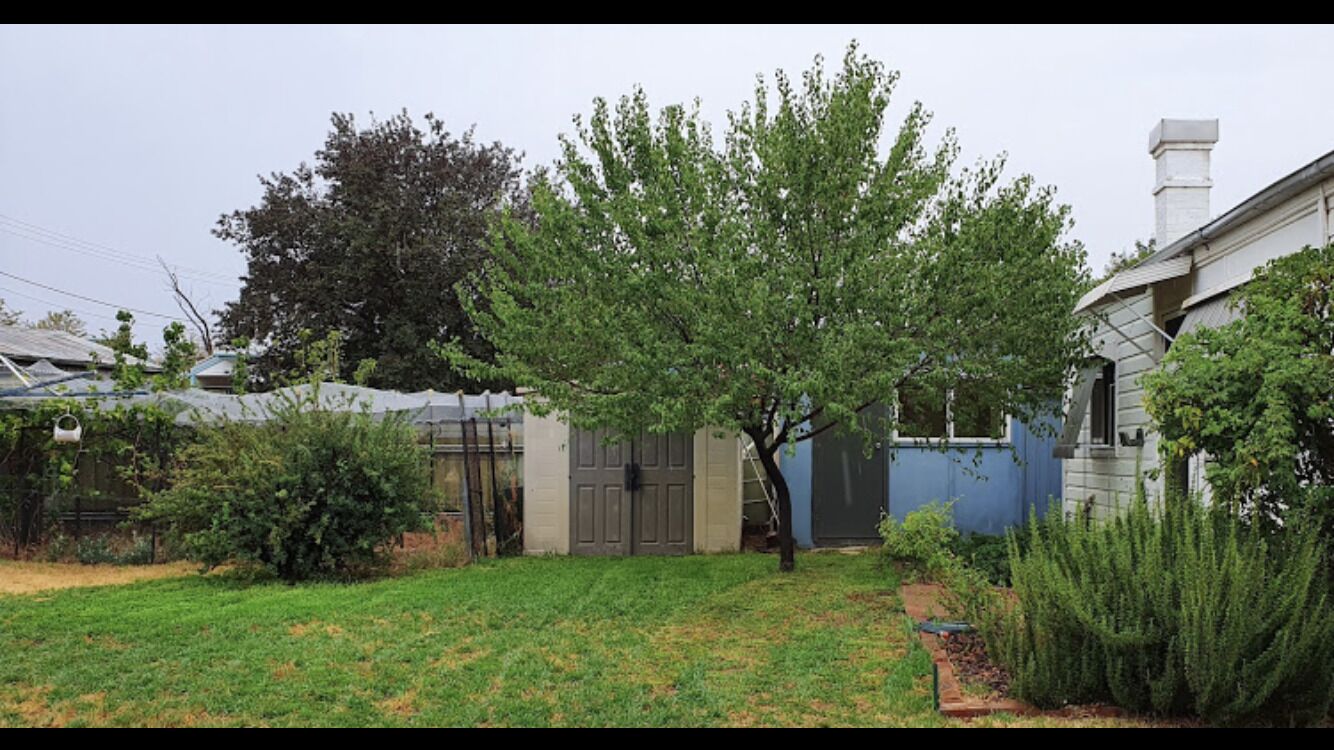 River Cottage Perfect for Your Stay Over in Coonabarabran. 200m From Main Str