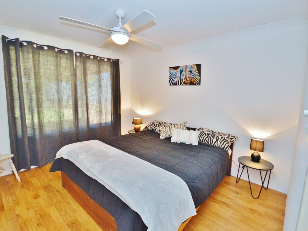 Only 5 Mins From Blue Holes Beach + Bonus Free Wifi is Available
