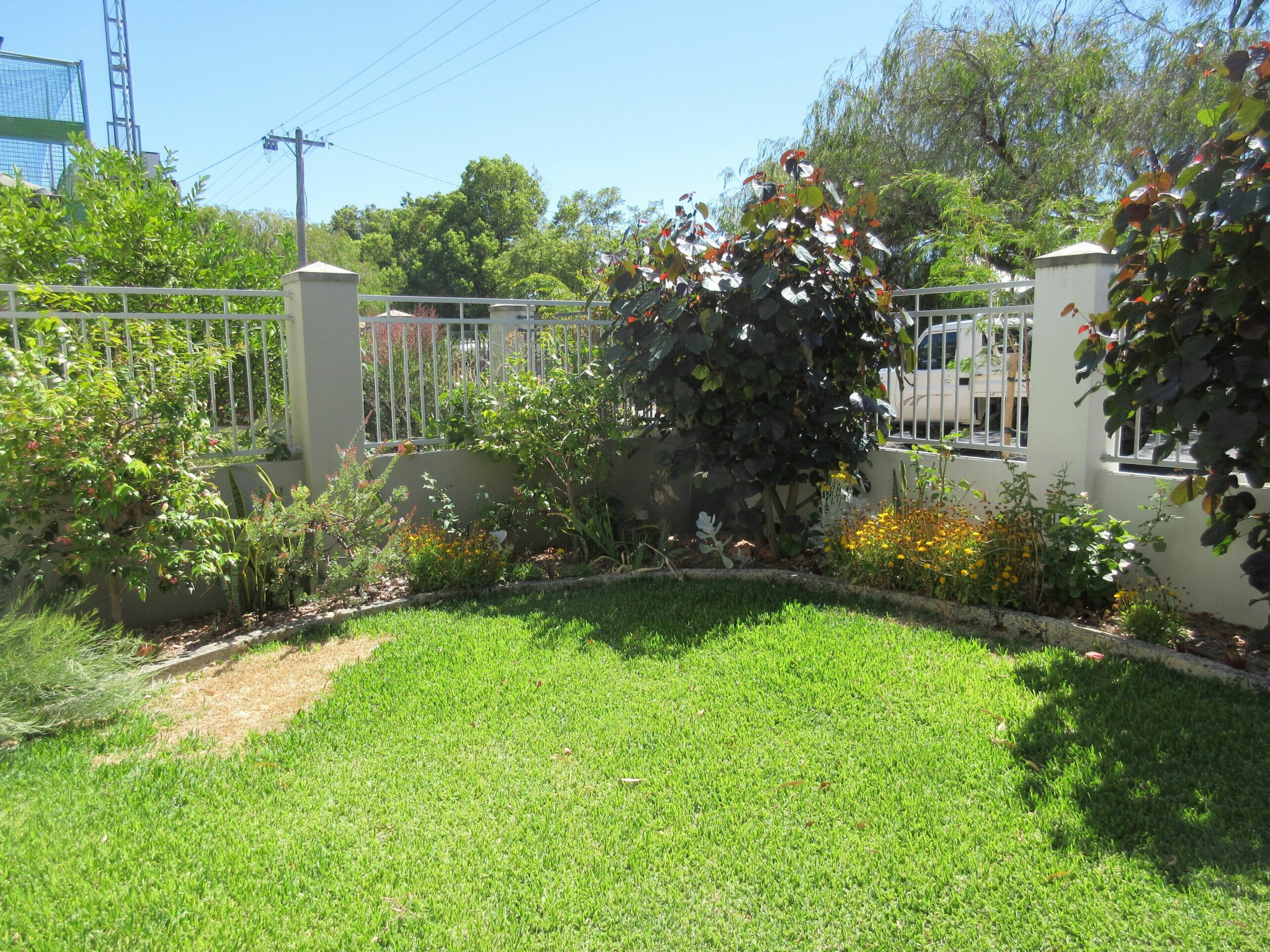 Beautiful & spacious home. 10 min from Perth CBD!