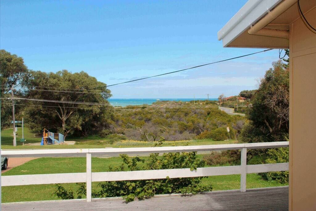 Brandis Beach House S