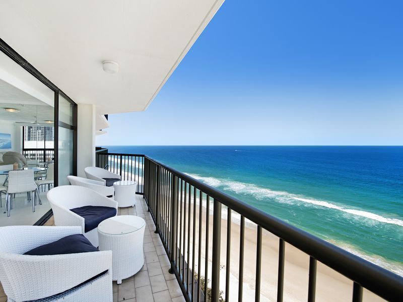 ABSOLUTE BEACHFRONT 2 bed <br>IMPERIAL. SURF,   SURFERS PARADISE