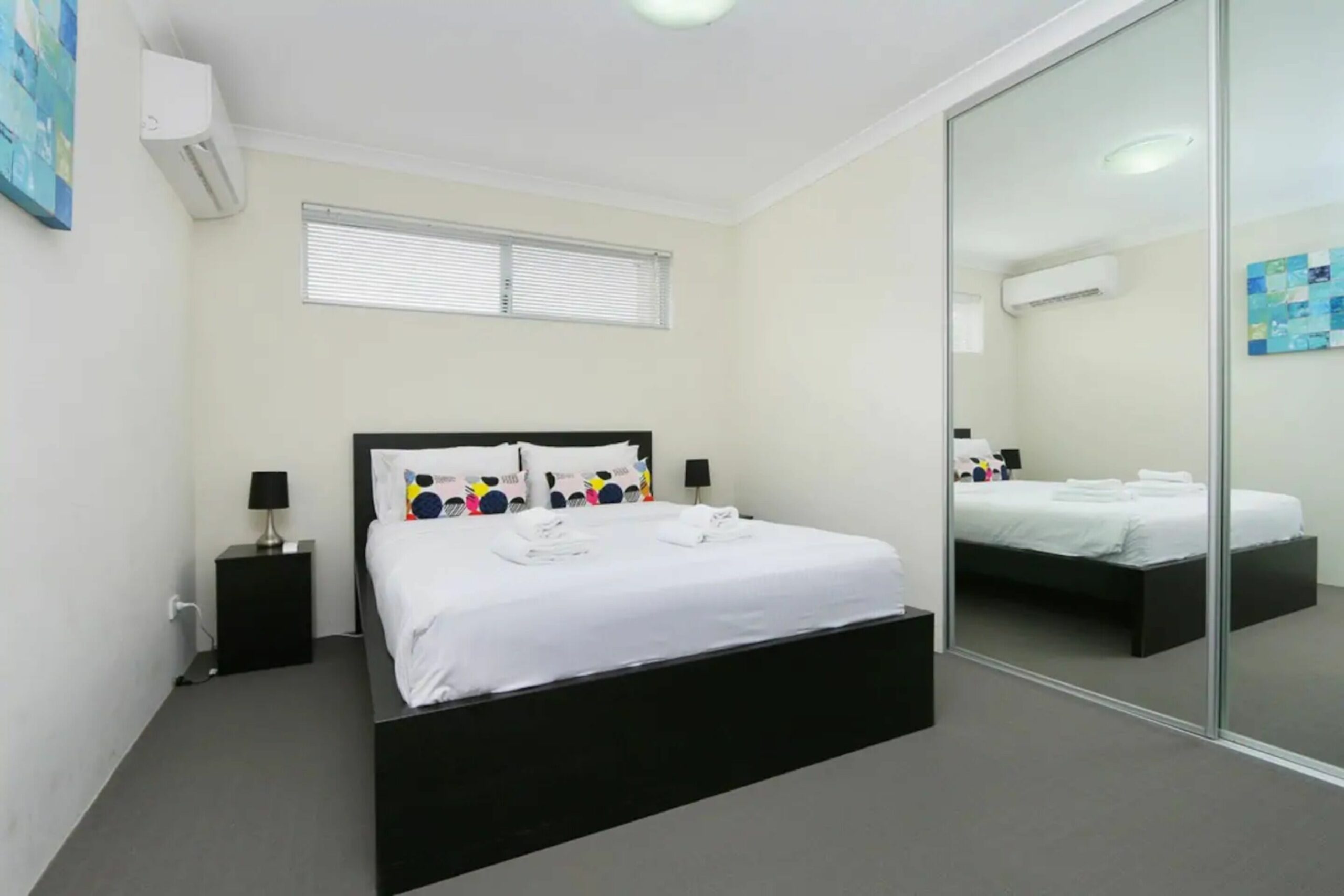 Stunning Home Near Scarborough Beach Sleeps 11