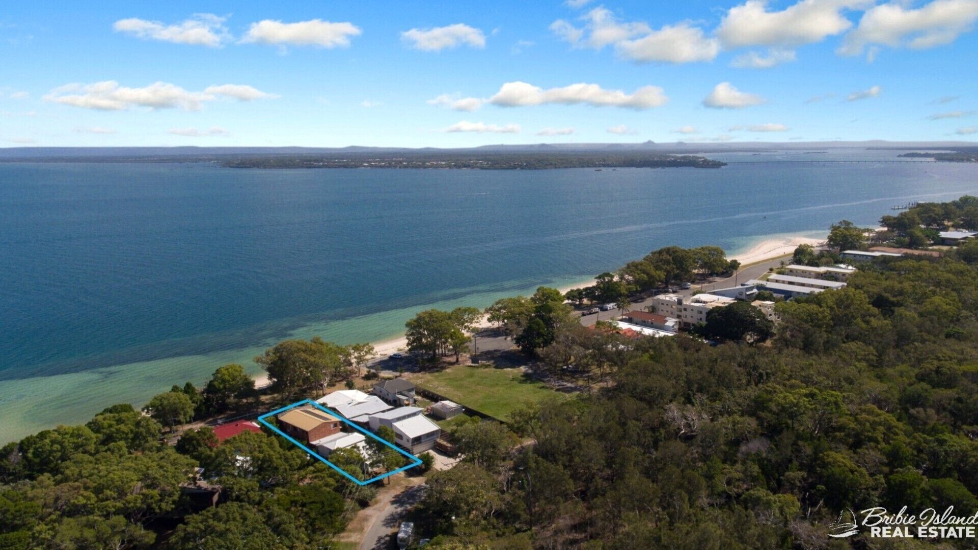 THE BRIBIE BEACH COTTAGE