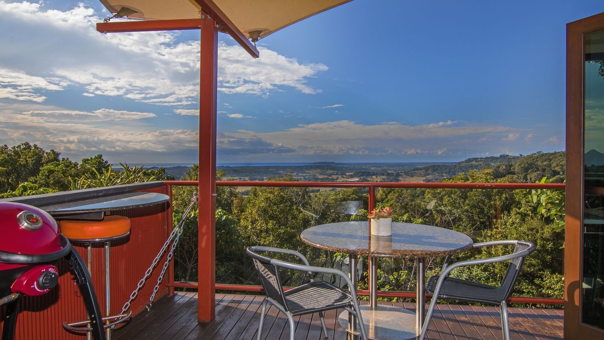 Rainforest Room - quiet romantic getaway