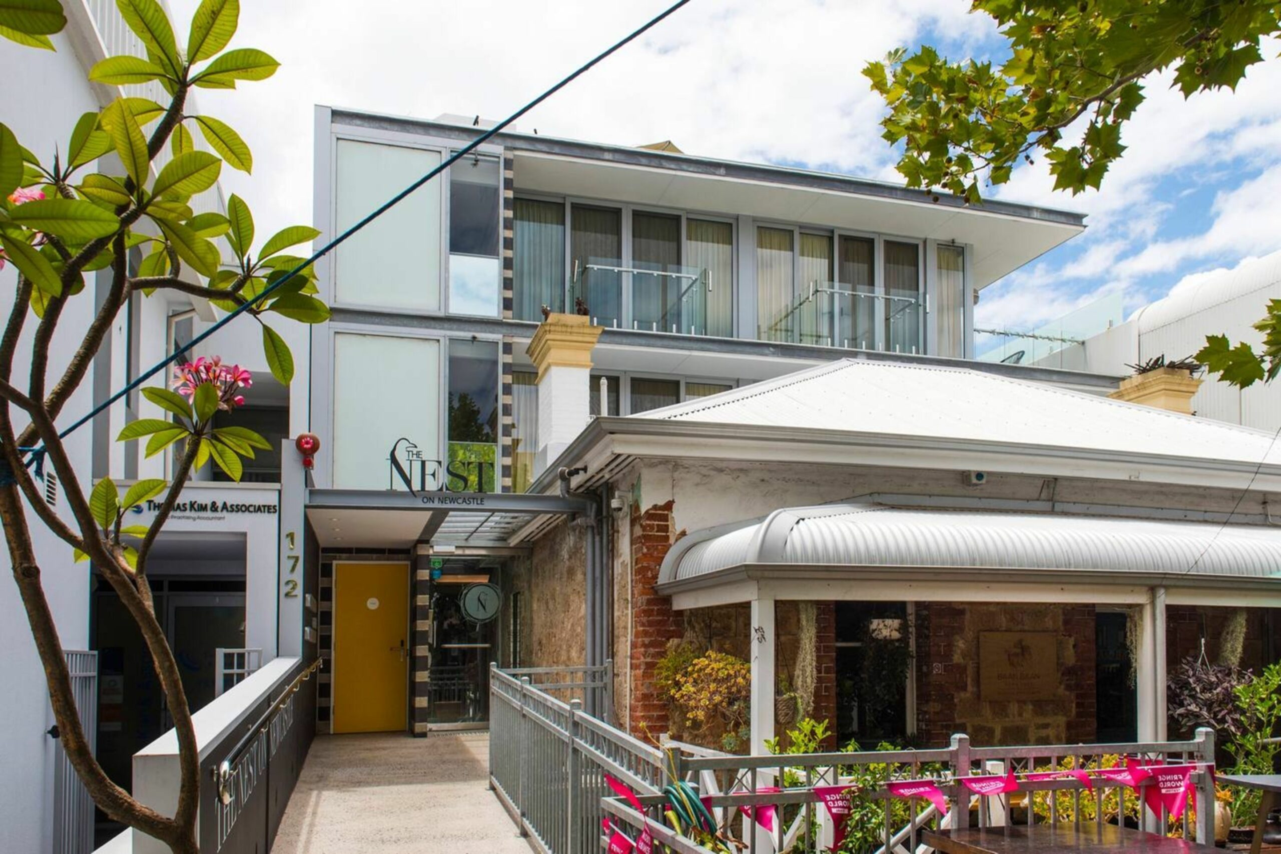 The Nest - Stylish Space in Northbridge Area + Roof Terrace